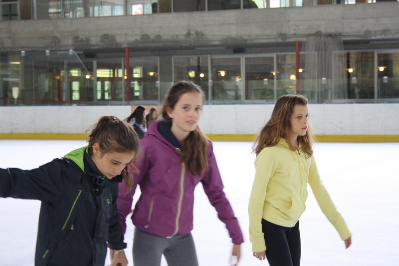Village Camps International Summer Camp Leysin, Switzerland 2025-08-09 https://www.villagecamps.com/journals_admin/images/693-12-ice skating (53).jpg